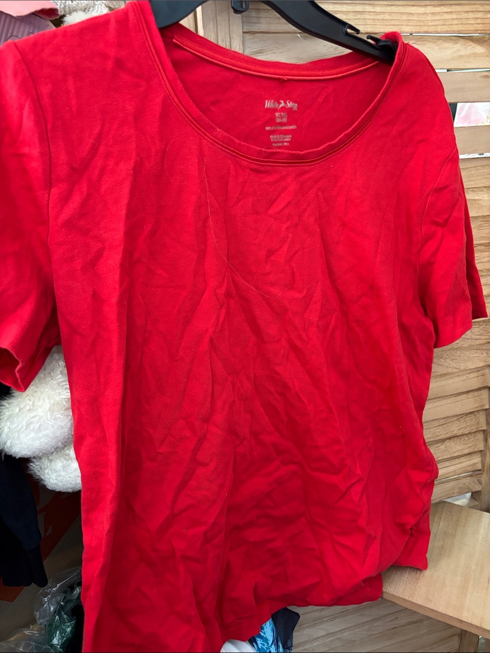 White Stag Red Short Sleeve Crewneck Tee XL